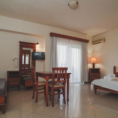 Zeus Village Resort - Adults Only Kato Daratso Exterior photo